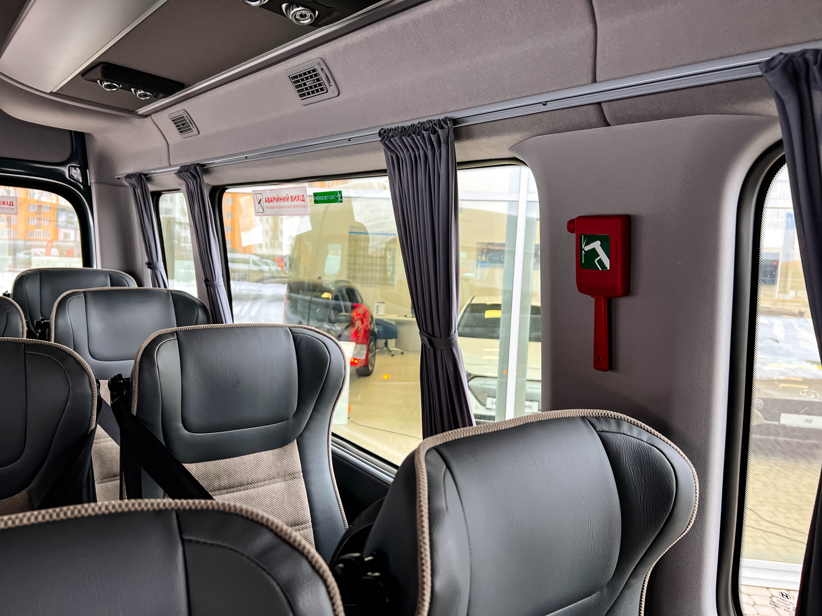 Hyundai H350 – мікроавтобус для комфортабельних пасажирських перевезень в наявності у автосалоні! | Автотрейдінг-Одесса ДП - фото 15